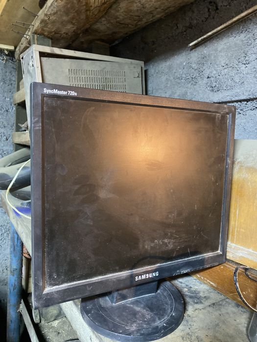 монитор samsung SyncMaster 720N