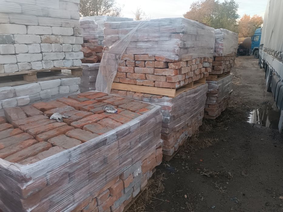 Красный кирпич бу