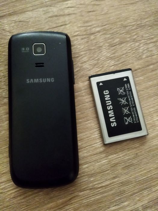 Продам телефон Самсунг