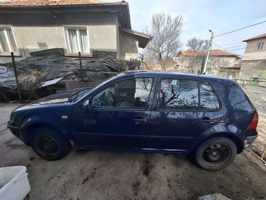 Golf mk4     Газ