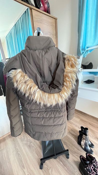 Guess дамско зимно яке