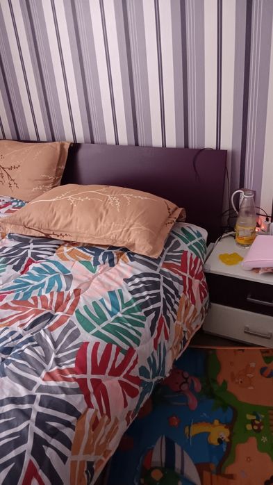 Спалня Айко бял мат и тъмно лилаво