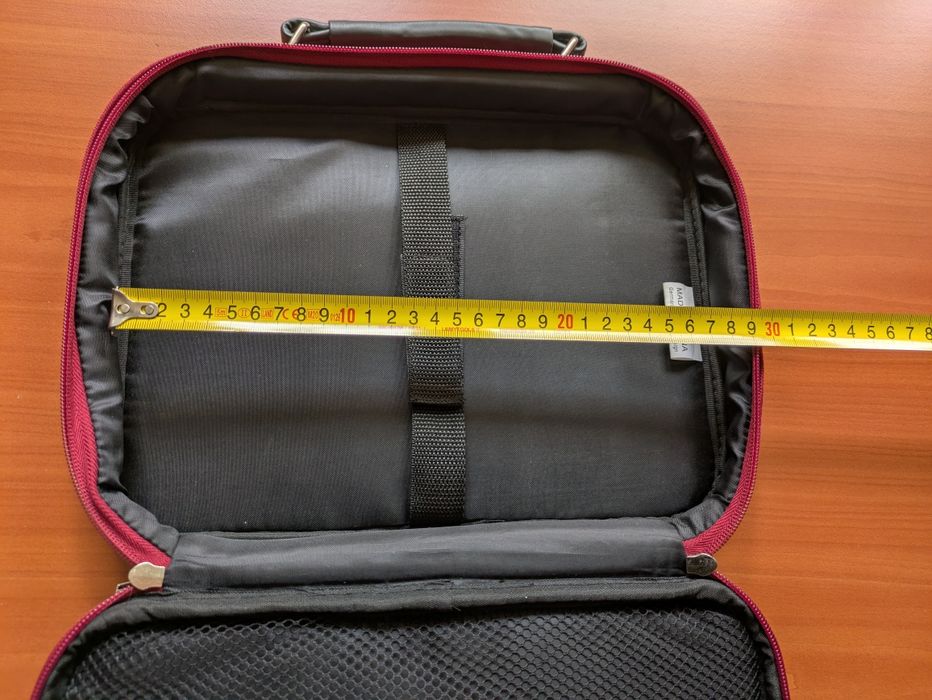 Geantă tabletă 11 inch roșie