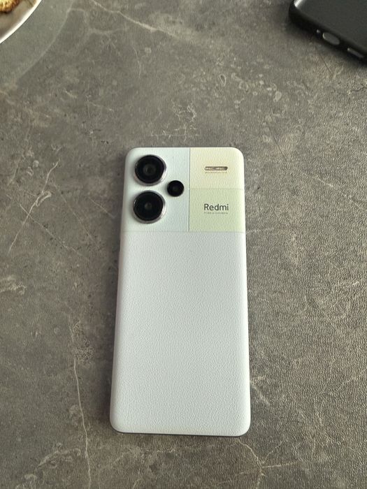 Продается Xiaomi Redmi 13 pro plus