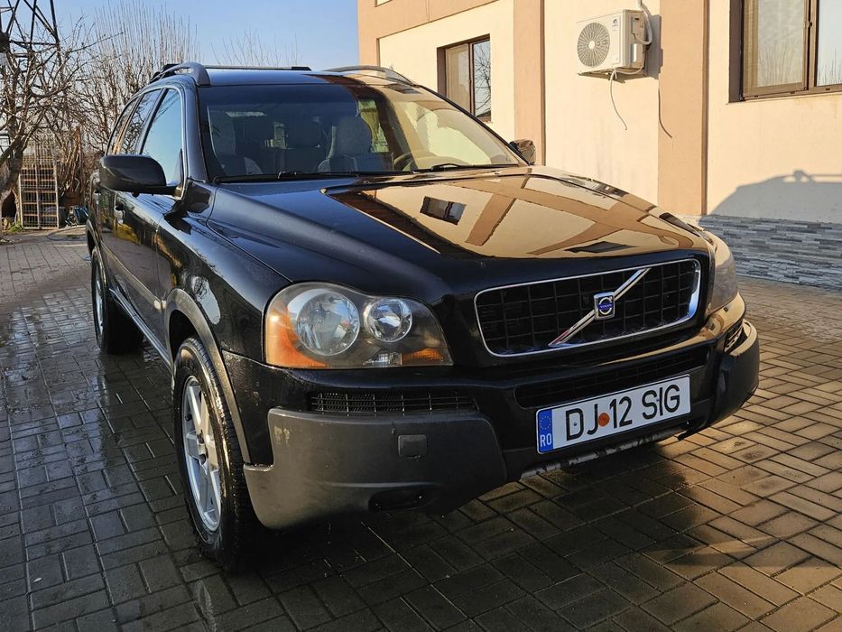 Volvo XC 90 Al 2 lea proprietar, functioneaza impecabil, arata bine, km reali.
