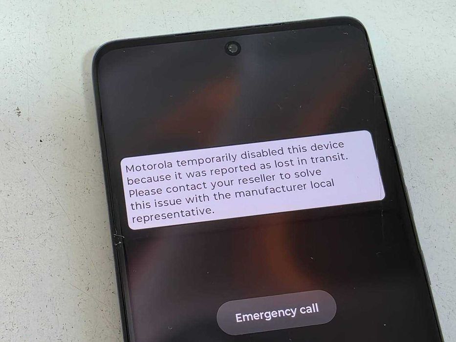 Motorola Edge 50 Pro - Defect