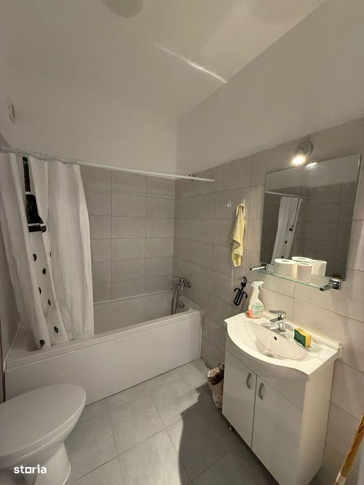 Apartament Cu Doua Camere- Loc De Parcare Inclus-Nemobilat