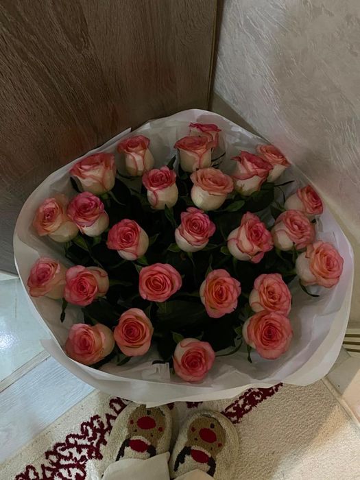 Продается букет из 25 роз