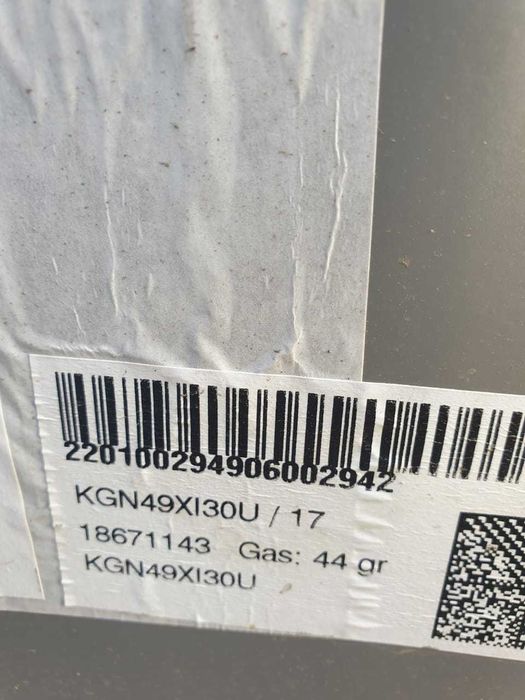 Холодильник BOSCH kgn49xi30u