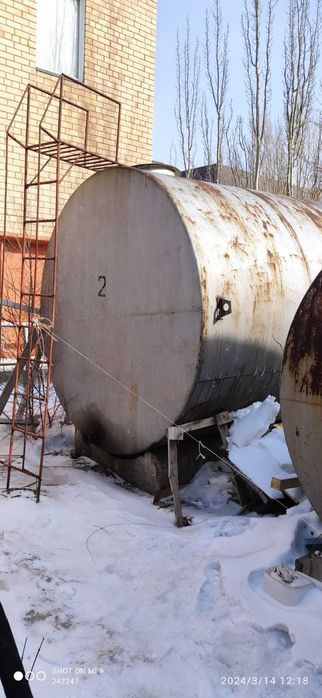 Ёмкость для хранения ГСМ.