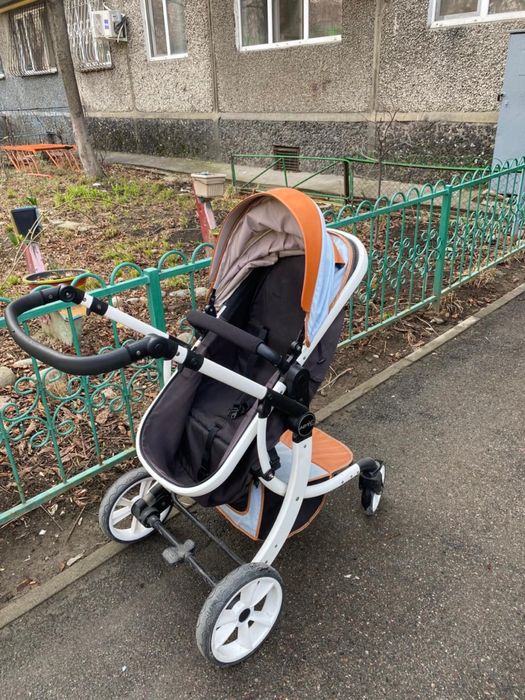 Коляска в хорошем состоянии