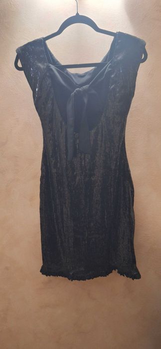 Дамска рокля за повод