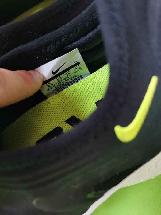 Nike Flex 43  mammut salewa salomon arcteryx merre