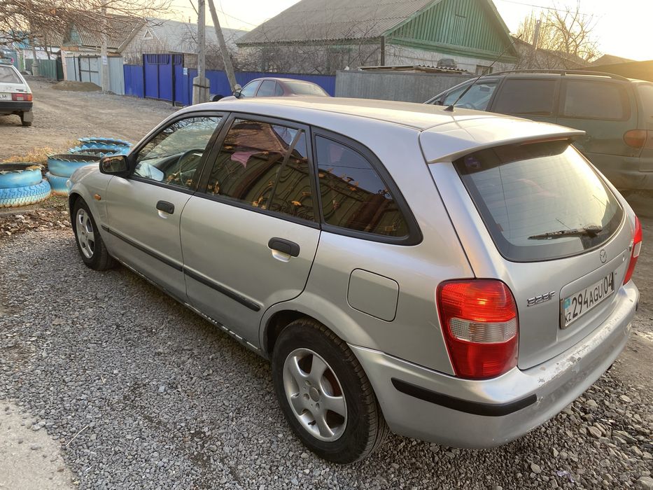 Продам мазда 323