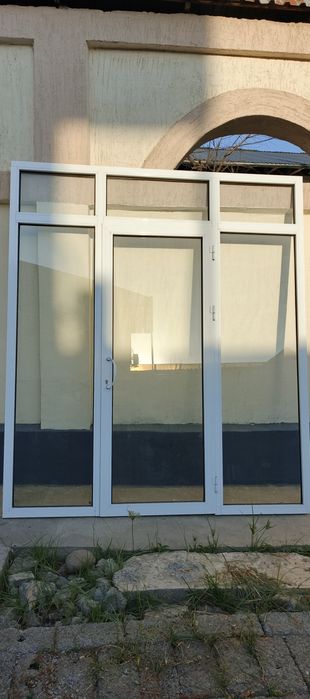 Продается б/у акфа двери с перегородкой
