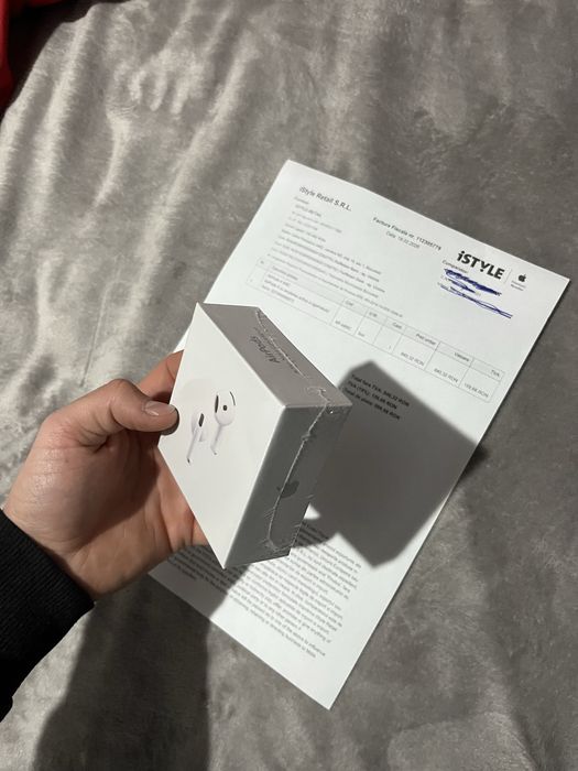 Casti Fara Fir Air Pods 4