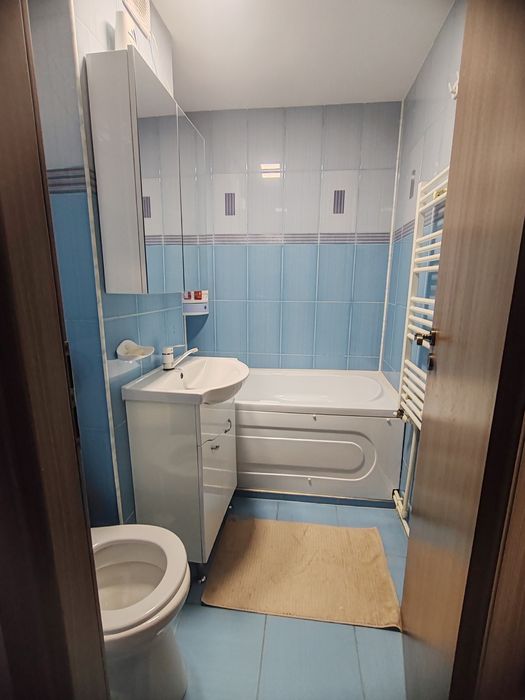 Închiriez 2 camere Lujerului
