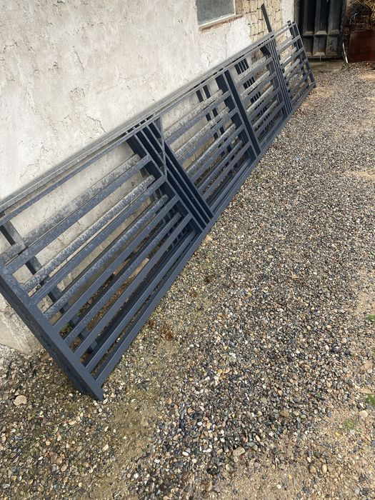 металическая ограждение