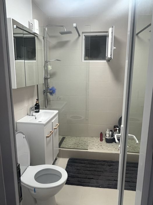 Apartament 2 camere, negociabil