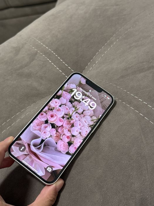 Айфон 14 в идеальном состоянии