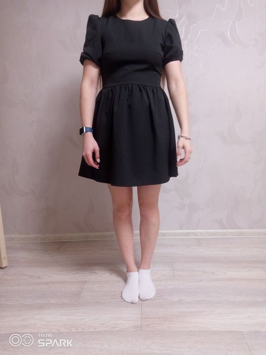 Вещи на девушку платья юбки шорты джинсы!