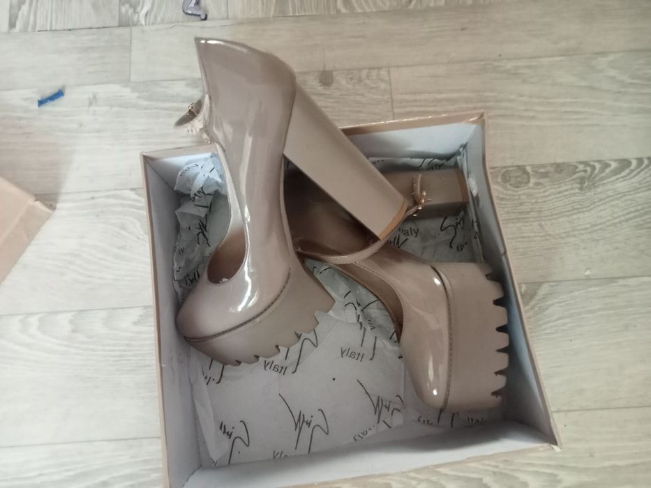 Продам туфли качественные