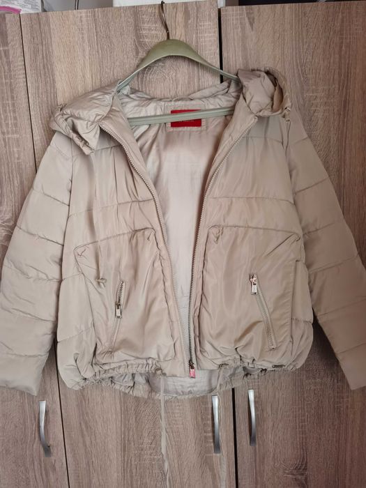 Оригинално дамско яке Guess