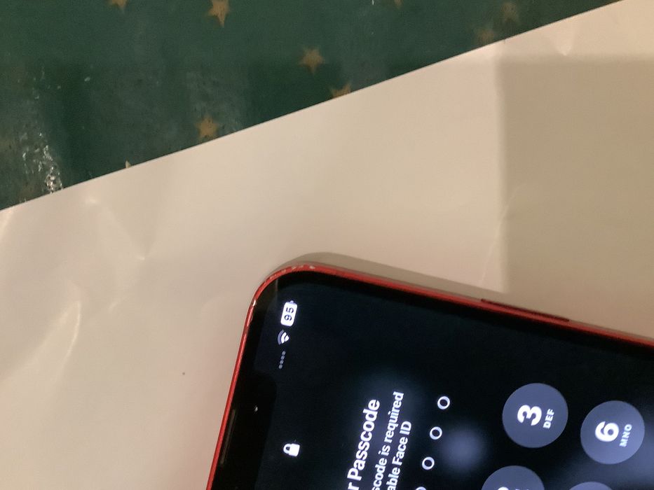 iPhone Red 13 128GB