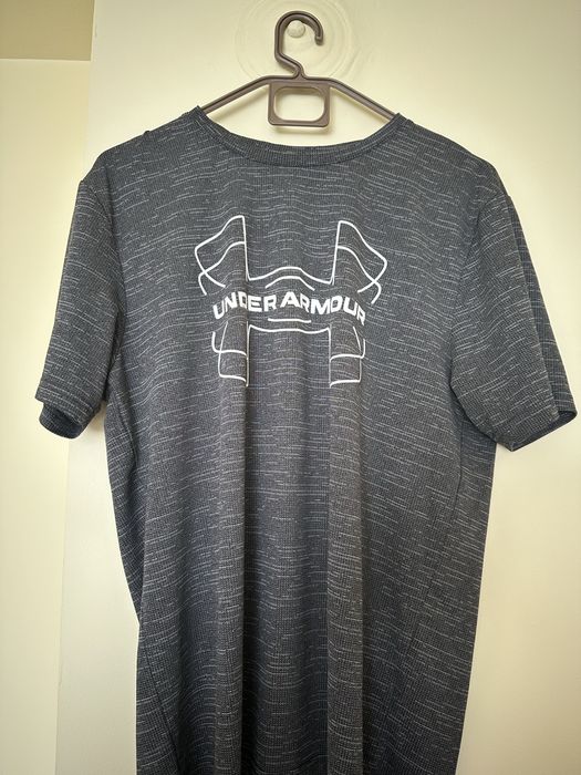 Тениски Under armour с безплатна доставка