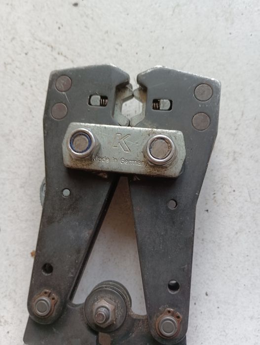 Кербовъчни клещи Klauke k05