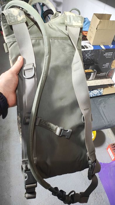 Camelback camuflaj digital