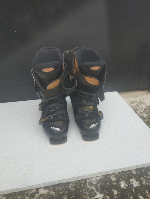 Детски ски обувки