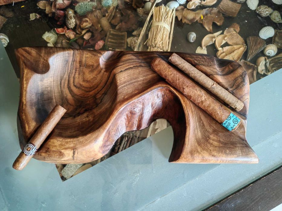 Пепелник за пури арт