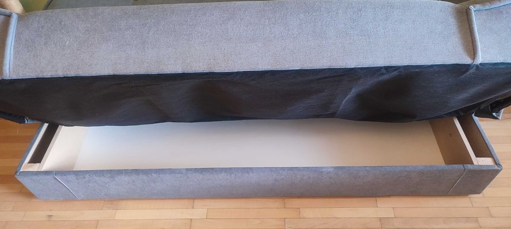 Разтегателен диван с ракла