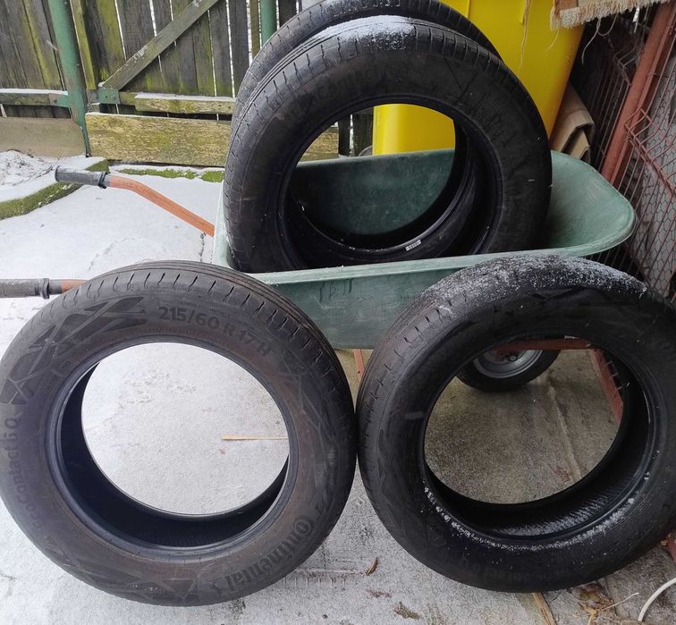 anvelope "Continental"-Franta 215/60 R17