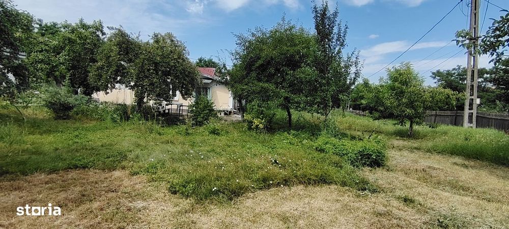 Casa locuibila in oras cu 1000mp teren