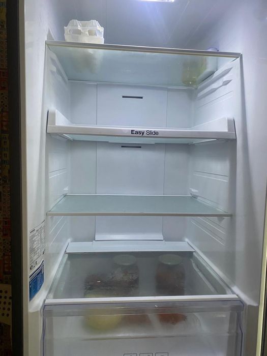 Продам холодильник