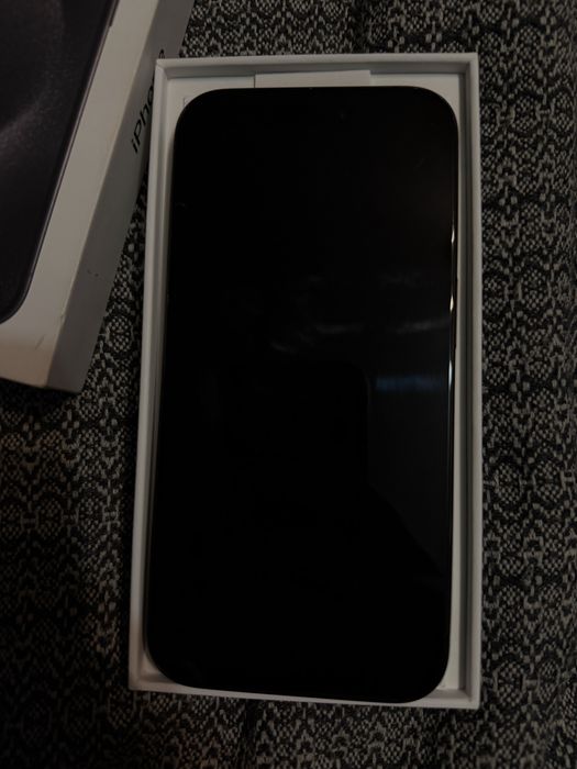 Айфон 15про в идеальном состоянии