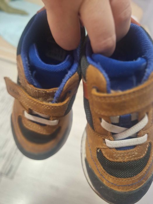 3броя Детски обувки номер 25/26 и половина