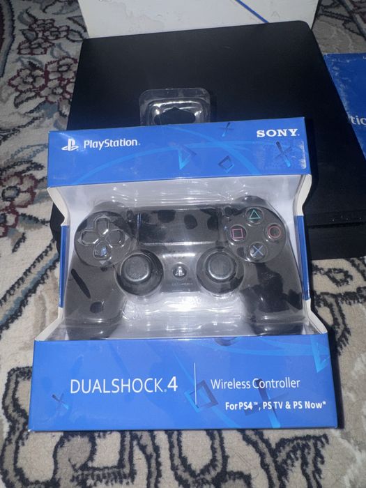 PS4 Slim 512 gb + Ps VR + 2 gamepad