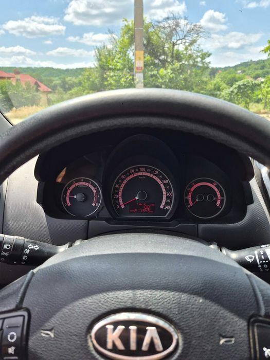 Kia Ceed 1.6 16v 2011 benzină + gaz