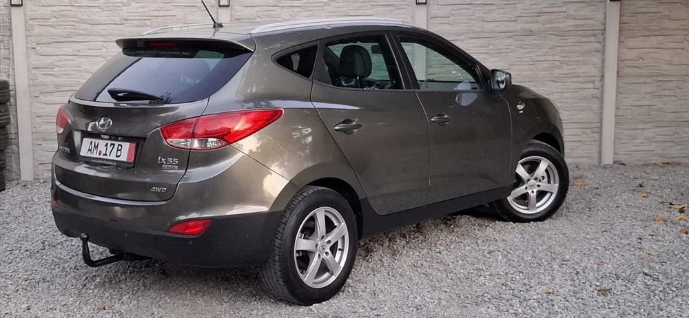 HYUNDAI ix35 2010 — imagine 3