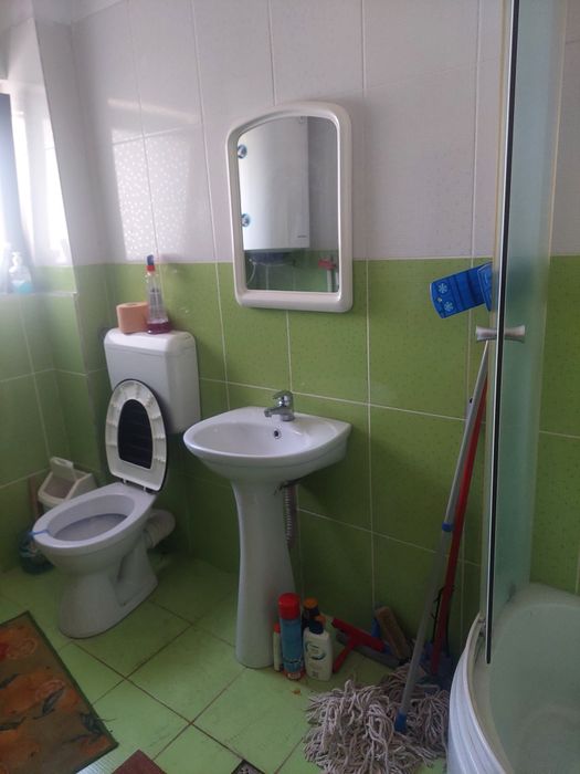Casa la curte,3 dormitoareliving