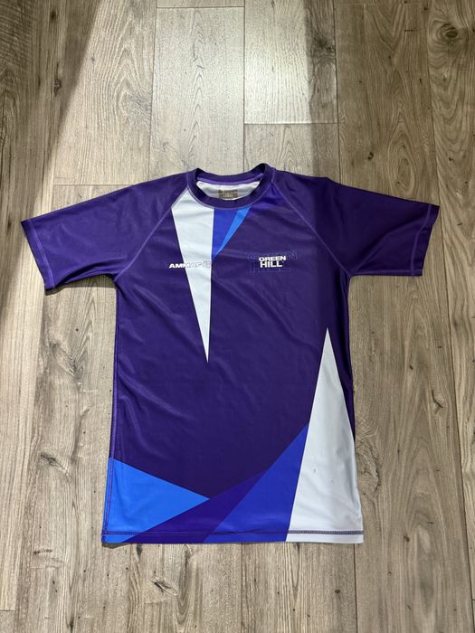 Продам рашгард rdx