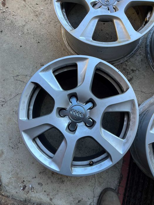 16 цолови алуминиеви джанти за Ауди