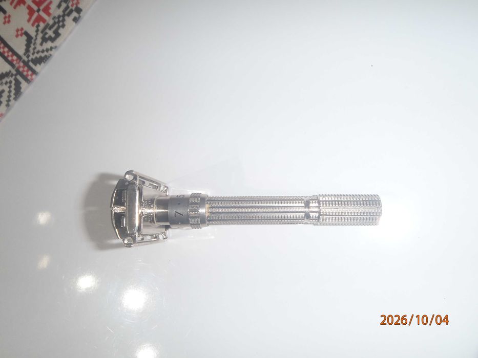 Aparat vechi ras barbierit 1963  Gillette Slim Adjustable Made in USA I4  aproape nou