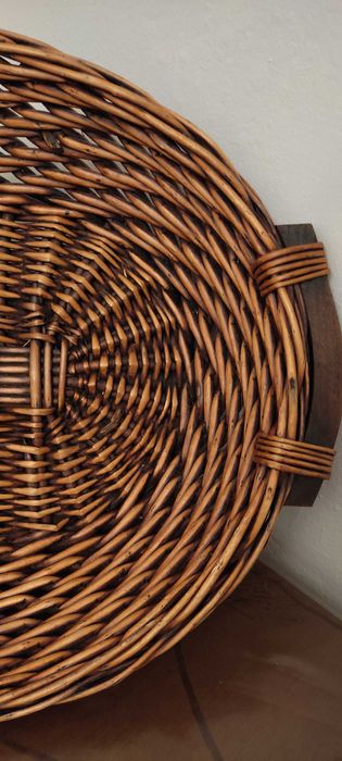 Голям ратанов панер * Плато/ Табла за сервиране*  Като нов