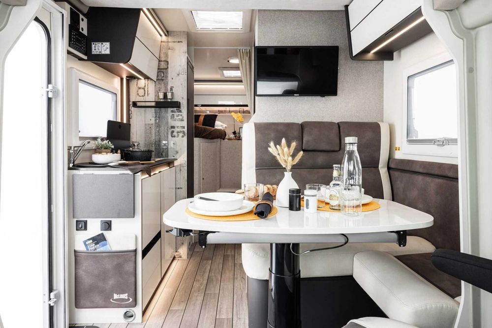 Autorulota McLouis 339 Ford ,Lungime 6,7 m,165 CP,cutie automata,2026