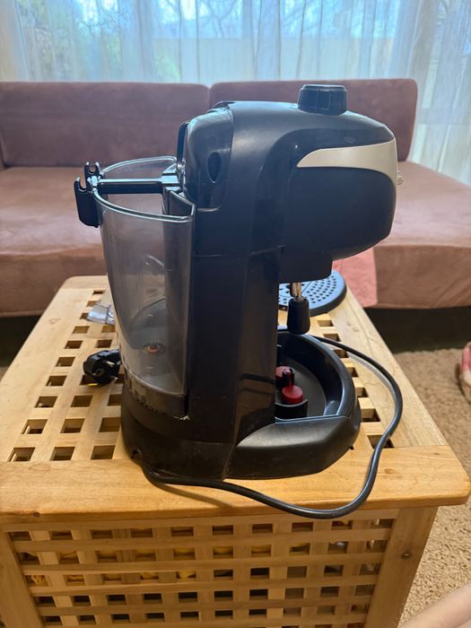 Кафе машина Delonghi