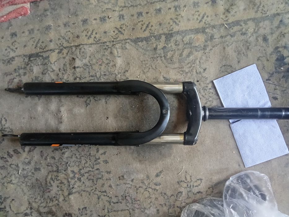 Продам велозапчасти разные оптом 5000 тг